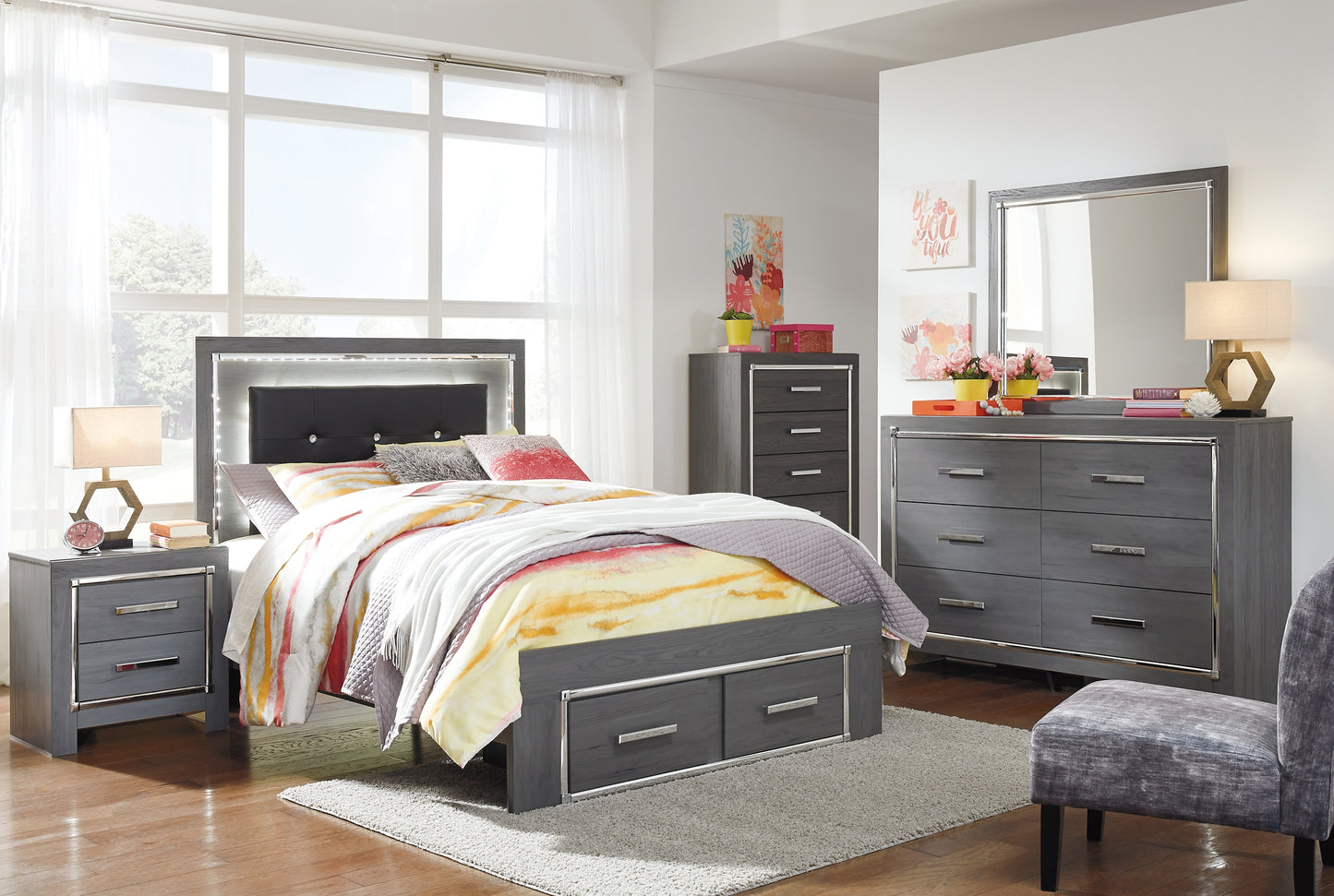 Lodanna Full Panel Bed with 2 Storage Drawers with Mirrored Dresser, Chest and 2 Nightstands